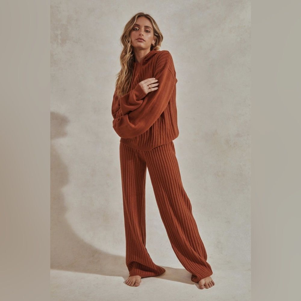🤎🧸🐻NWT SNDYS HENDRIX KNIT PANTS IN RUST (pants only)🤎🧸🐻
